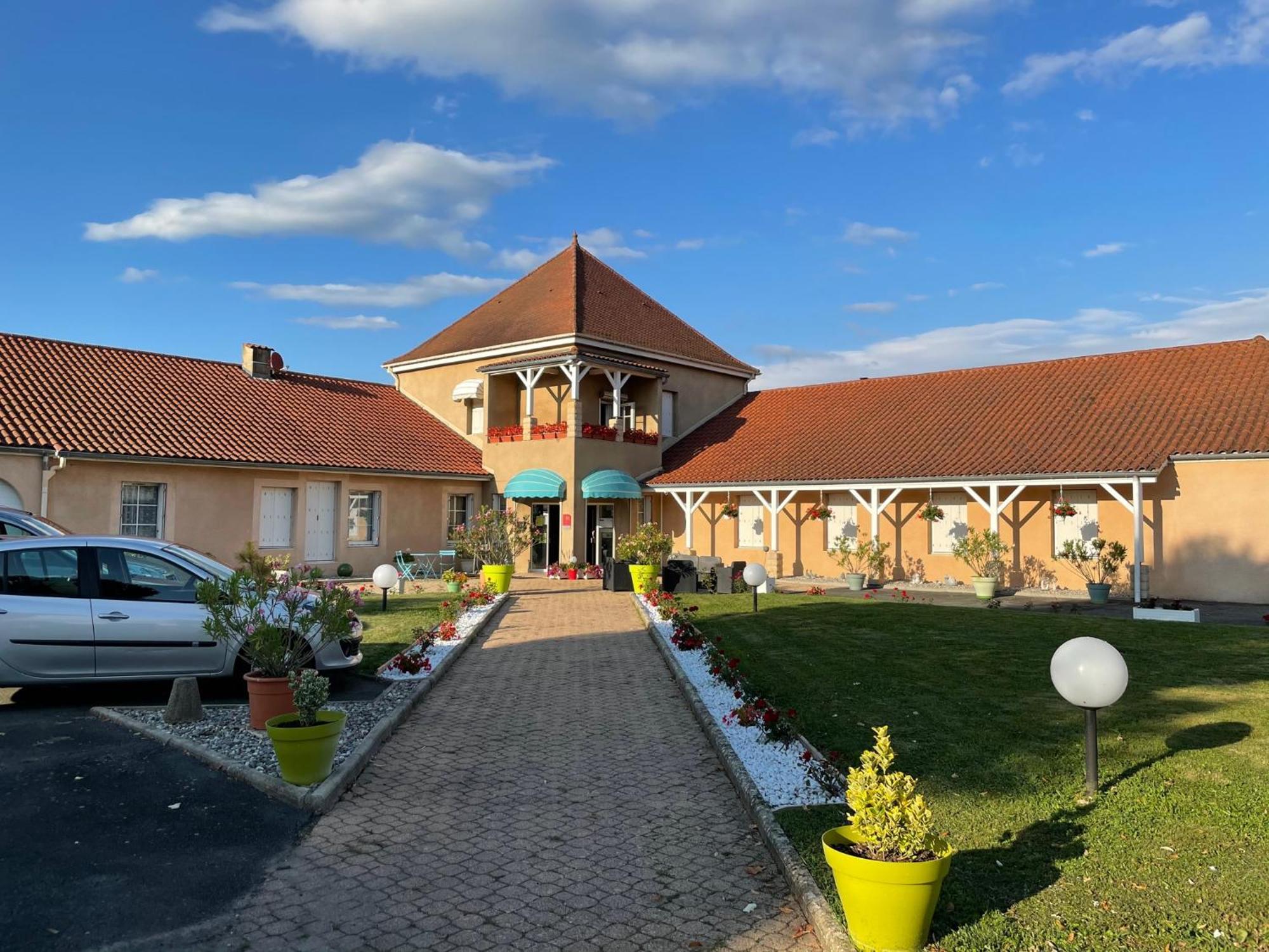 Hotel Saint Odilon Cluny Zewnętrze zdjęcie